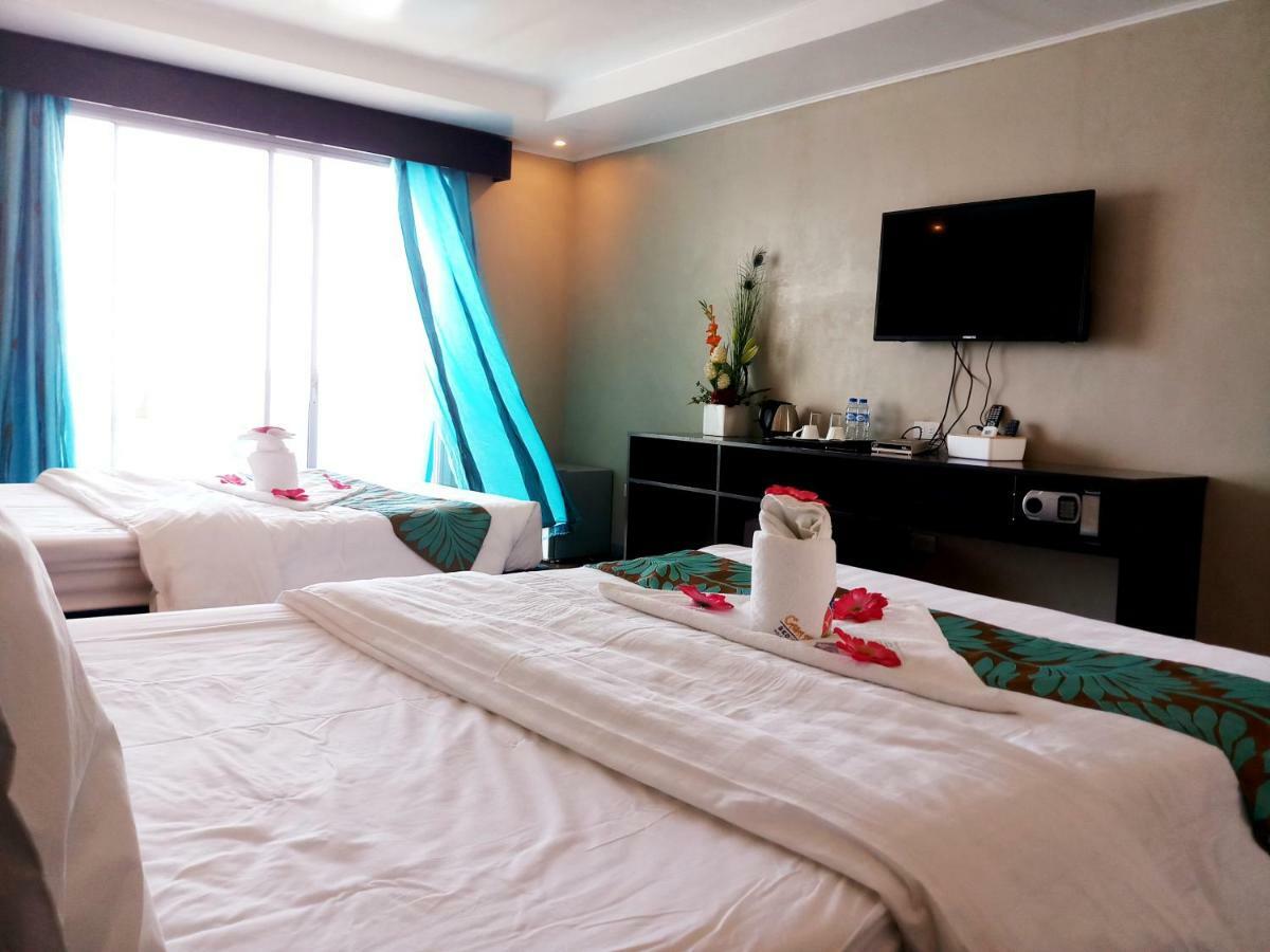 Casa Almarenzo Bed & Breakfast Bolinao Eksteriør bilde